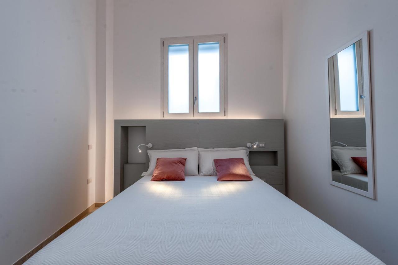 The Secret Door 12 Apartman Cellino San Marco Kültér fotó